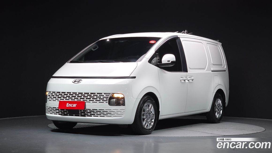 Hyundai Staria 2022