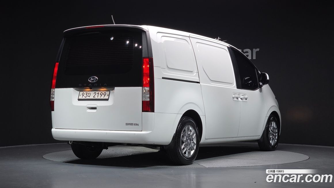 Hyundai Staria 2022
