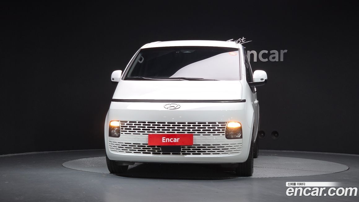 Hyundai Staria 2022