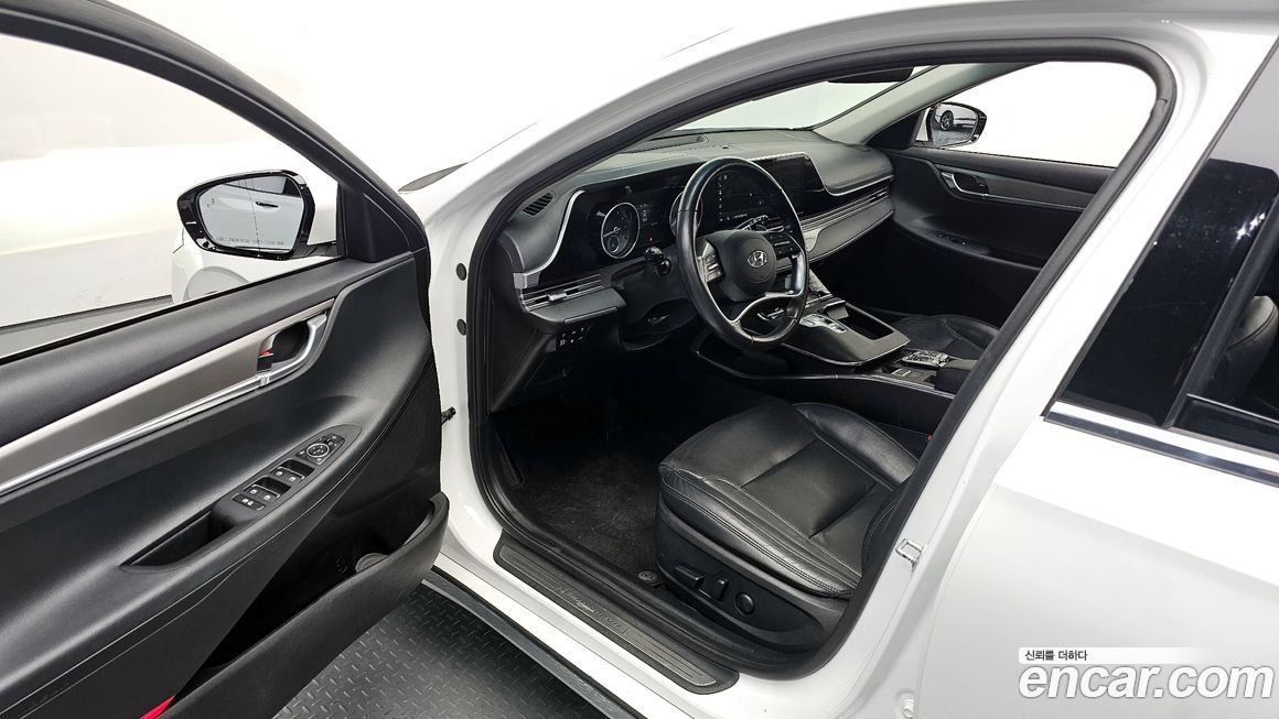 Hyundai Grandeur 2021