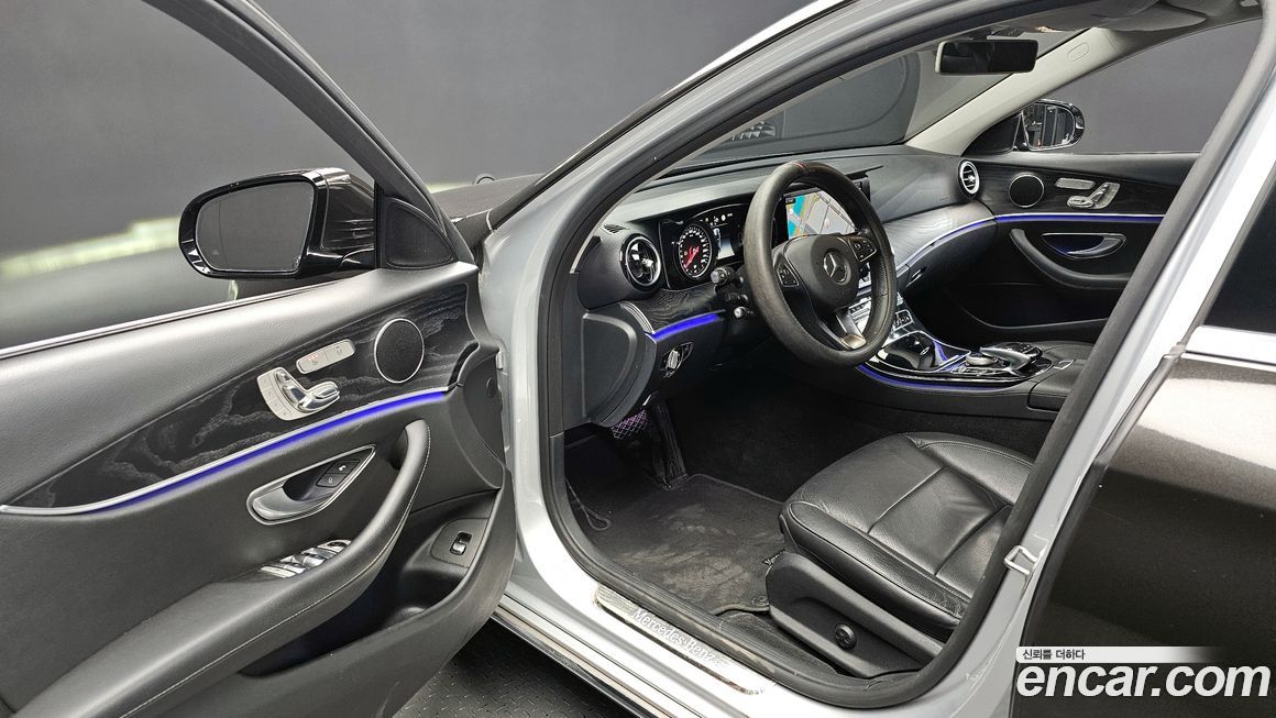 Mercedes-Benz E-Class 2017