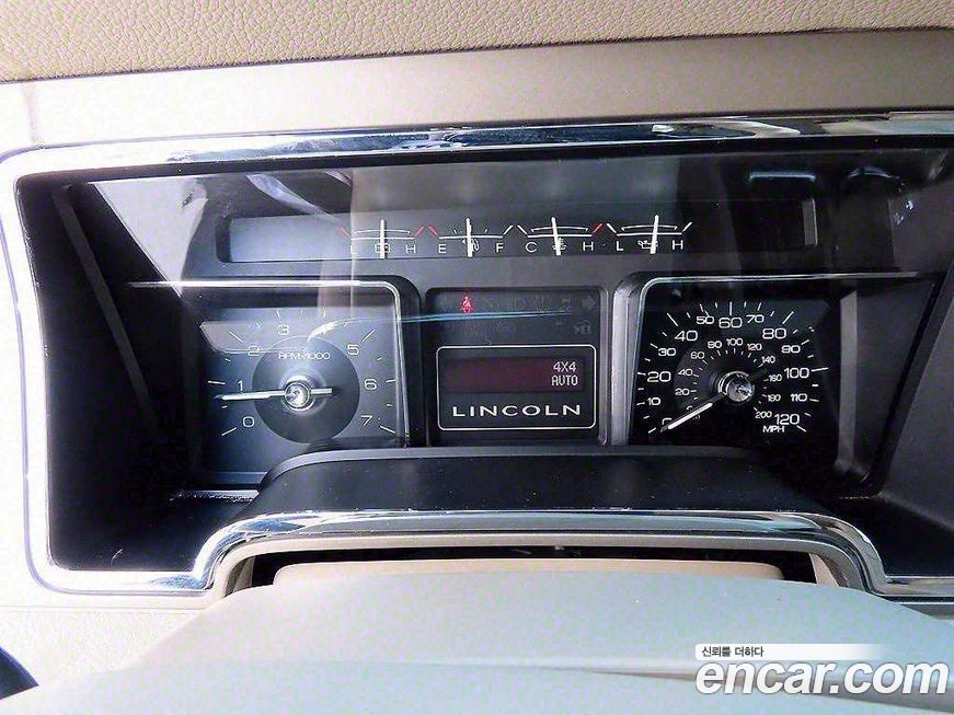 Lincoln Navigator 2014