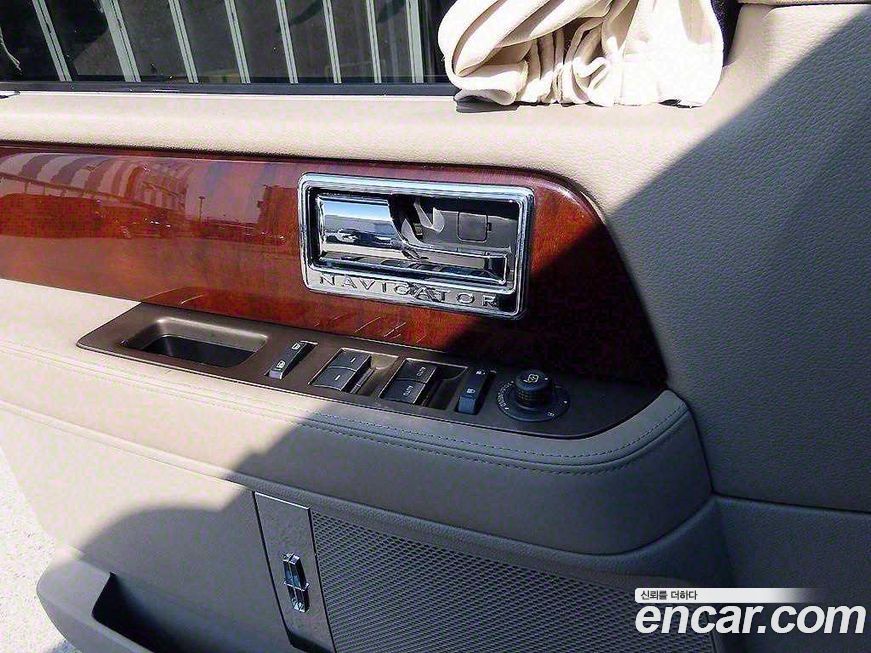Lincoln Navigator 2014