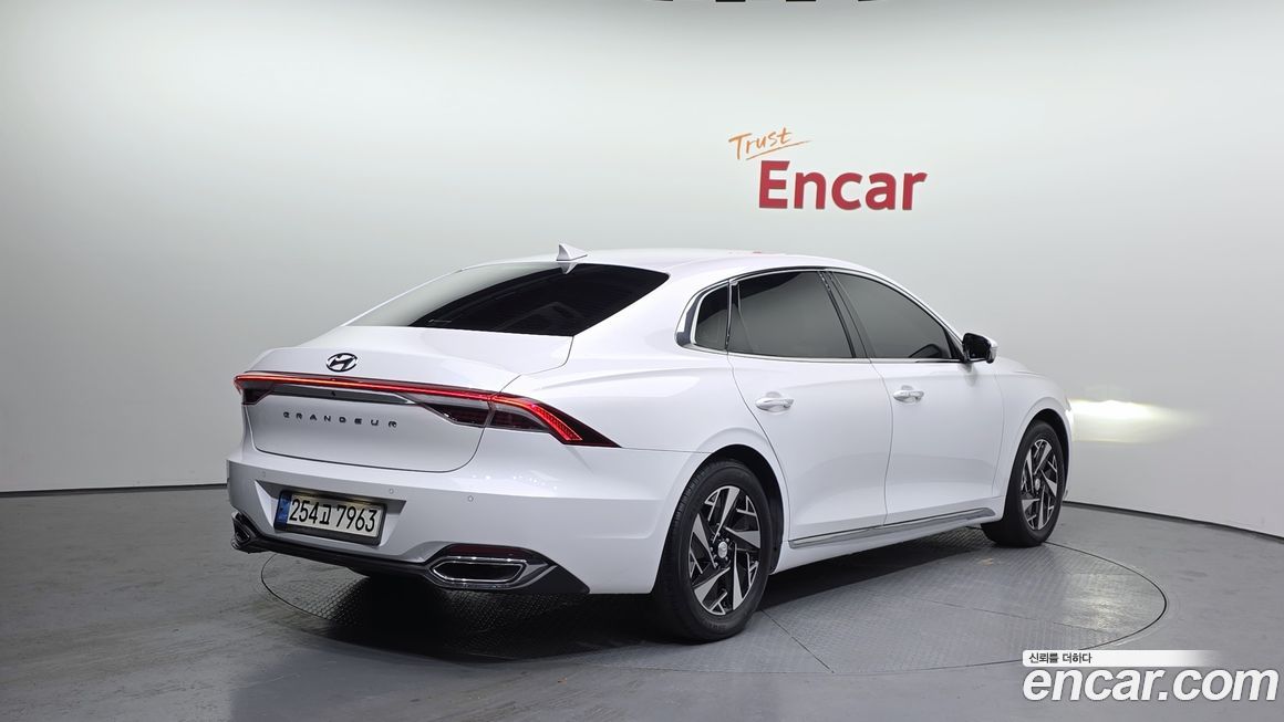 Hyundai Grandeur 2021