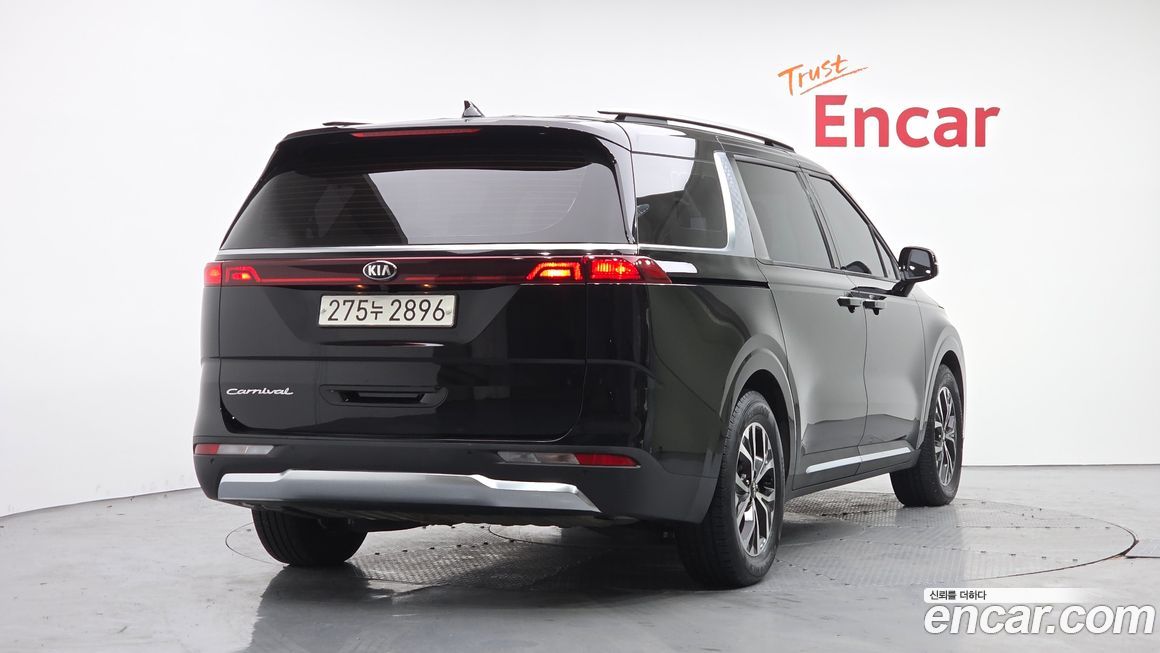 Kia Canival 2021