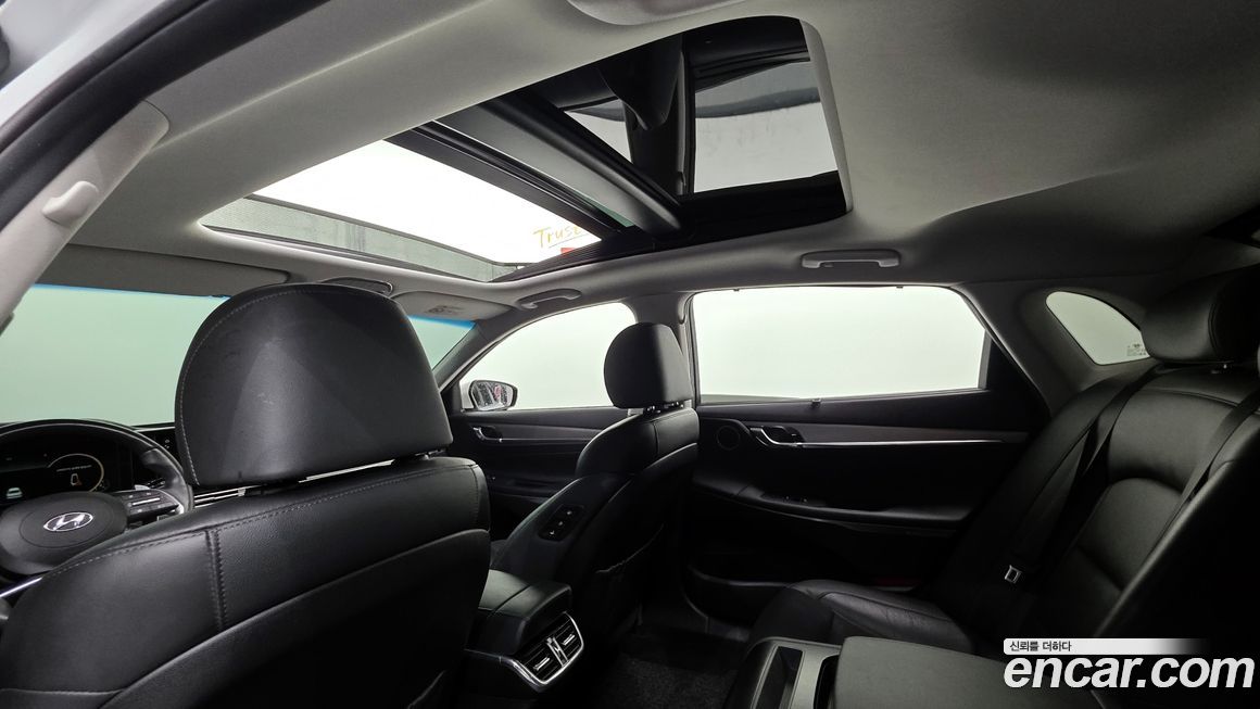 Hyundai Grandeur 2021