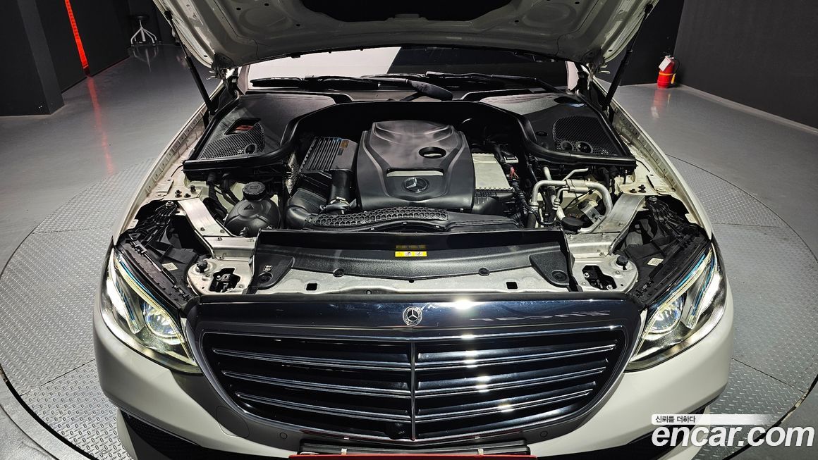 Mercedes-Benz E-Class 2018