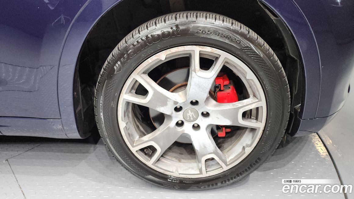 Maserati Levante 2017