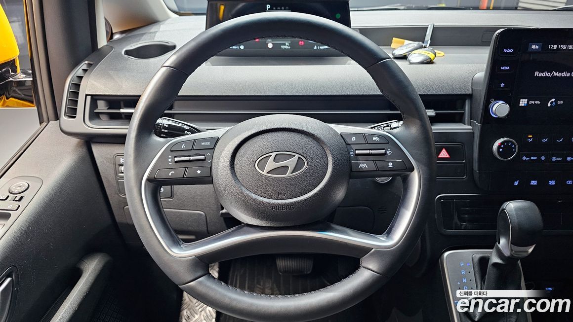 Hyundai Staria 2025