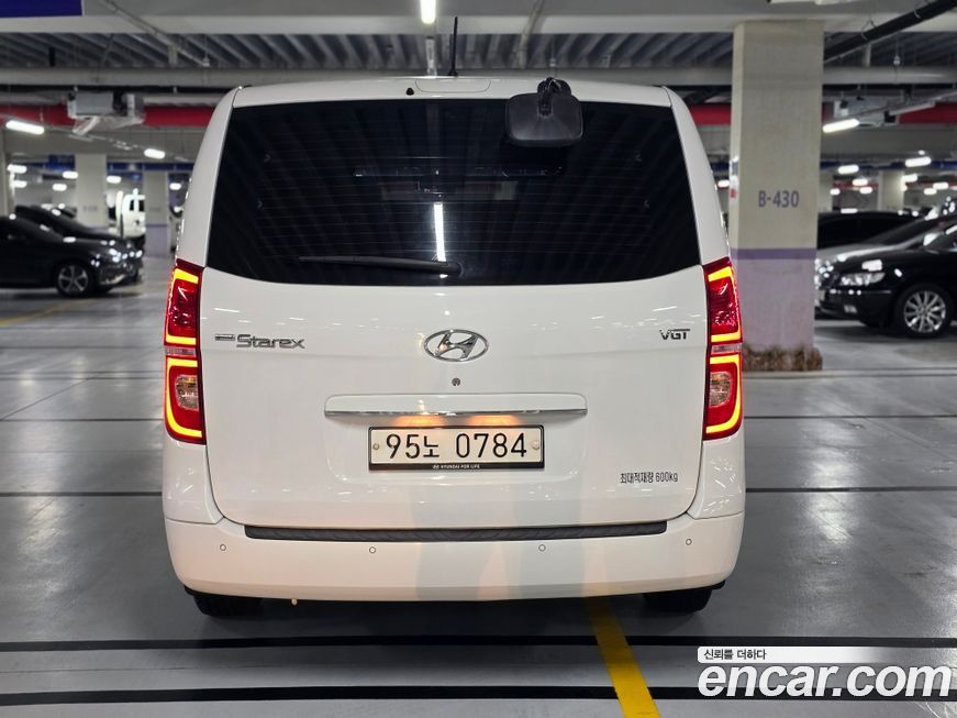 Hyundai Starex 2019