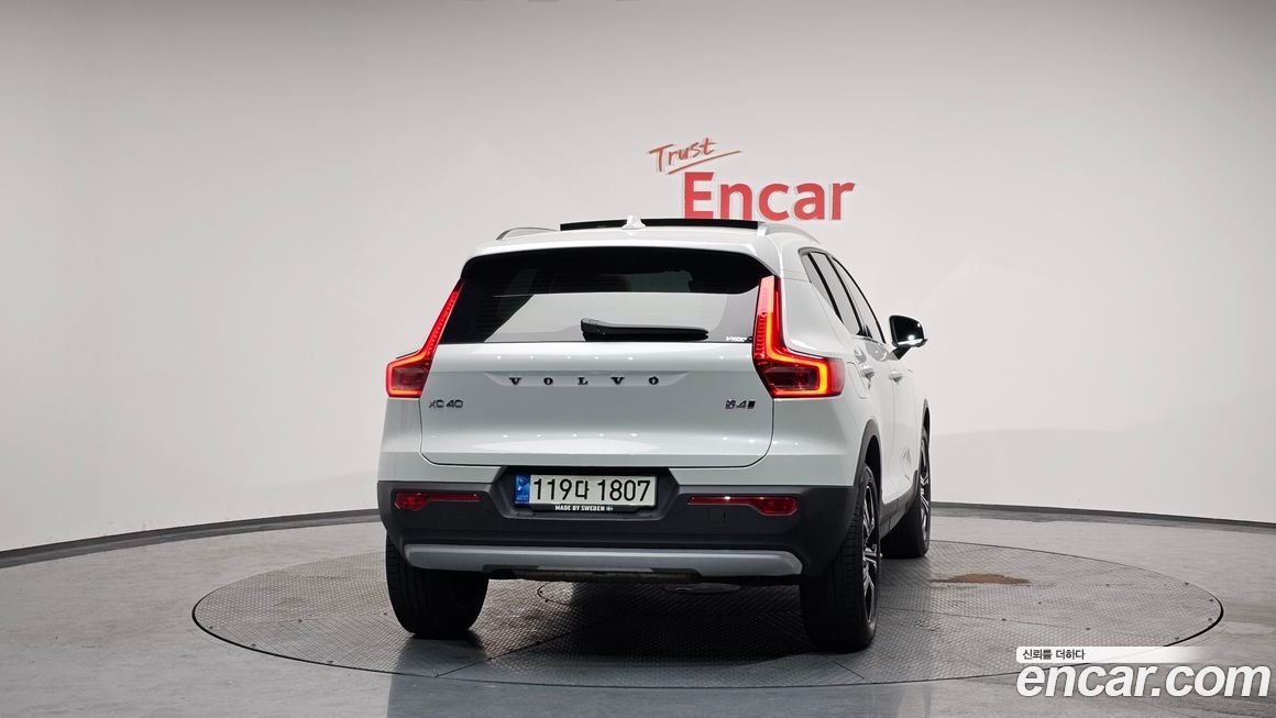 Volvo XC40 2022