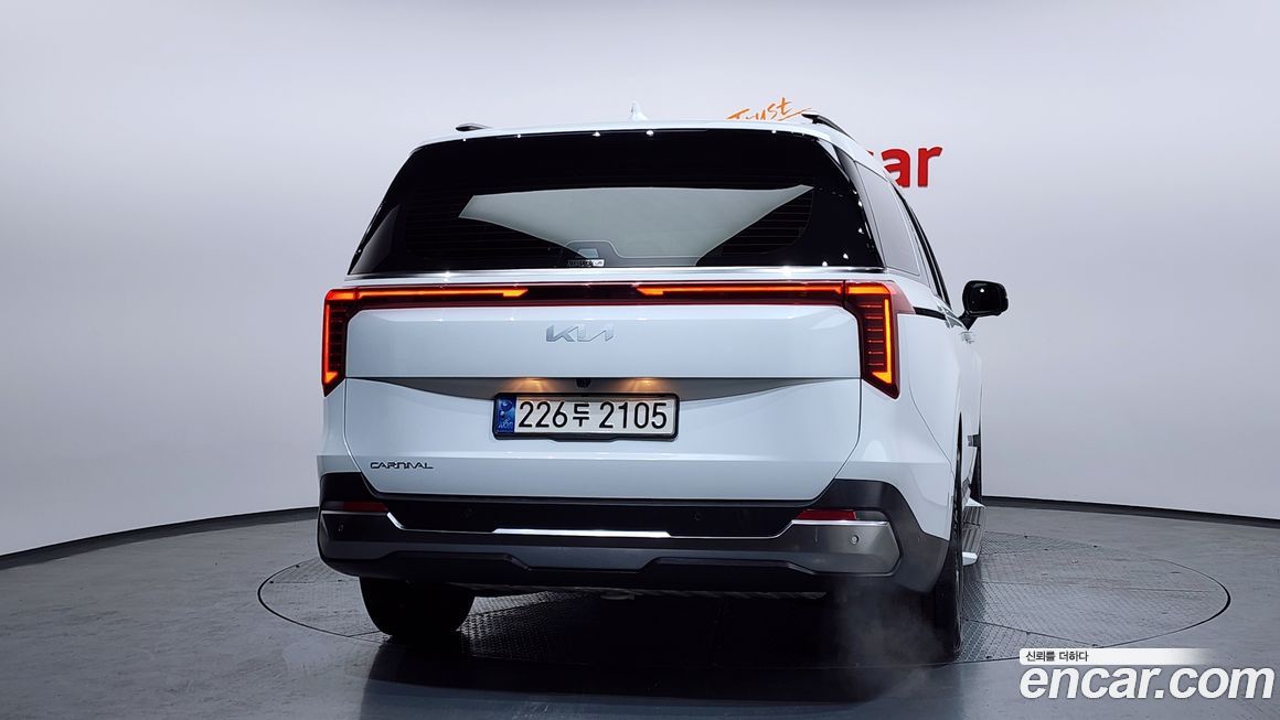 Kia Canival 2024