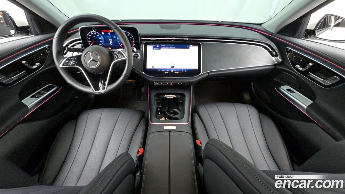 Mercedes-Benz E-Class 2025