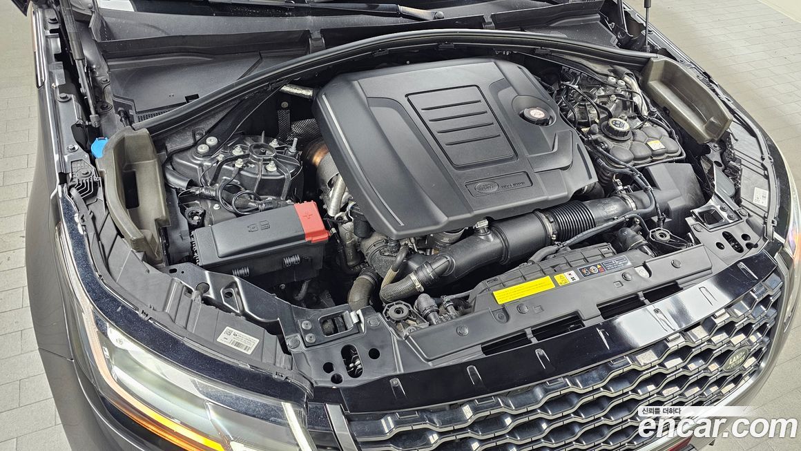 Land Rover Range Rover Velar 2023