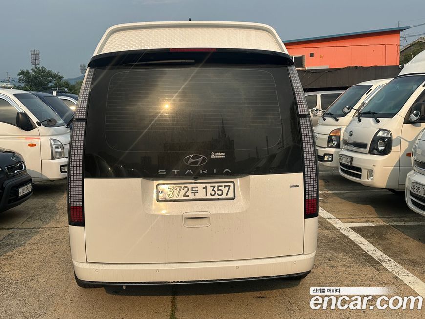 Hyundai Staria 2023