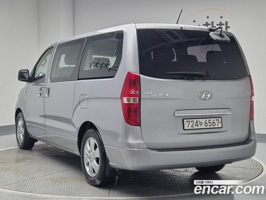 Hyundai Starex 2019