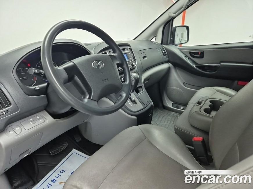 Hyundai Starex 2019