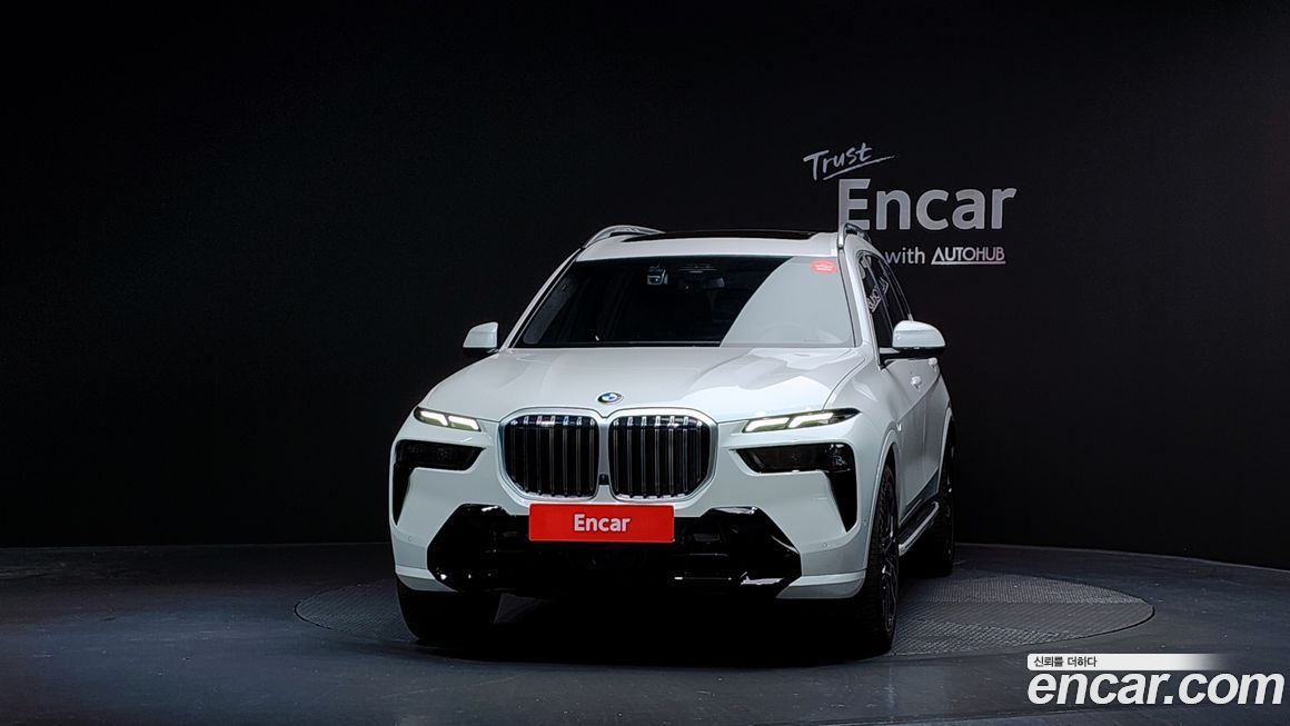 BMW X7 2025