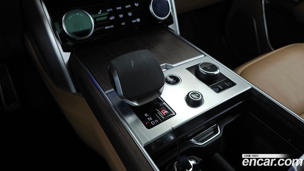 Land Rover Range Rover 2023