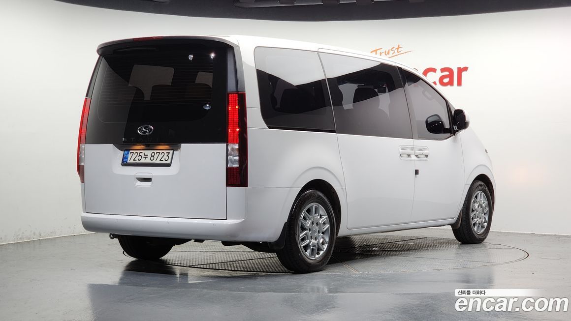 Hyundai Staria 2023