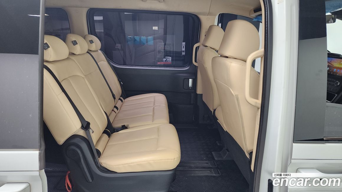 Hyundai Staria 2023