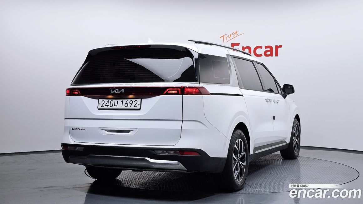Kia Canival 2022