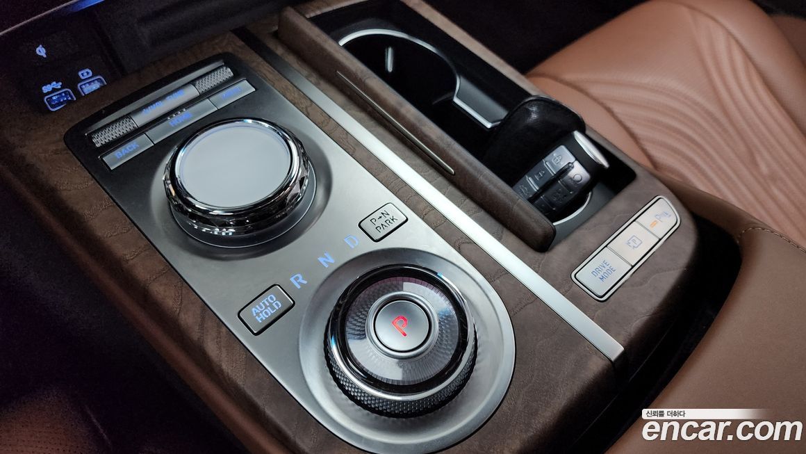 Genesis G80 2023