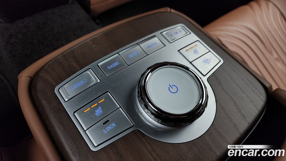 Genesis G80 2023