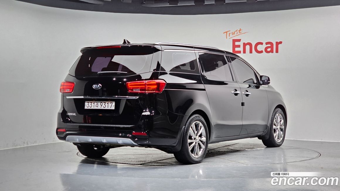Kia Canival 2019