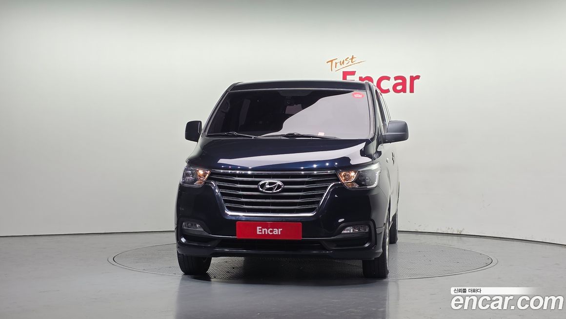 Hyundai Starex 2019