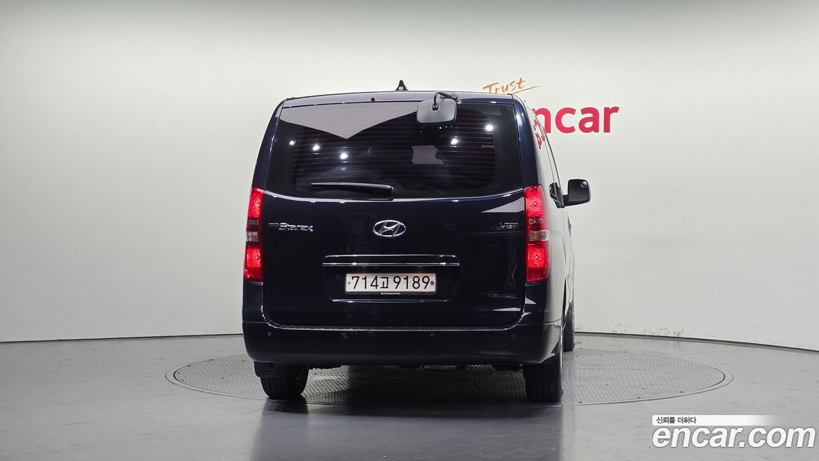 Hyundai Starex 2019