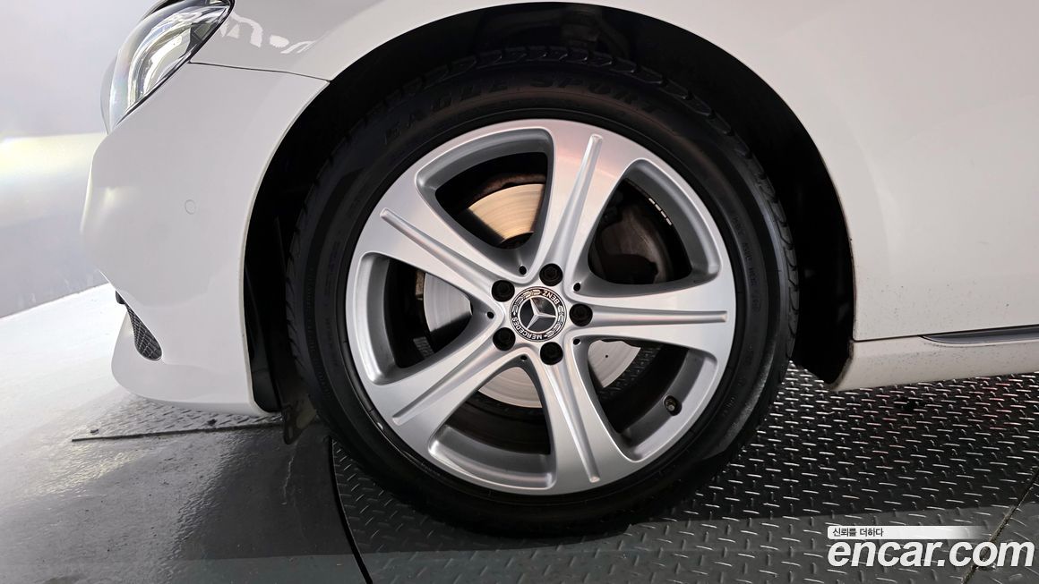 Mercedes-Benz E-Class 2018