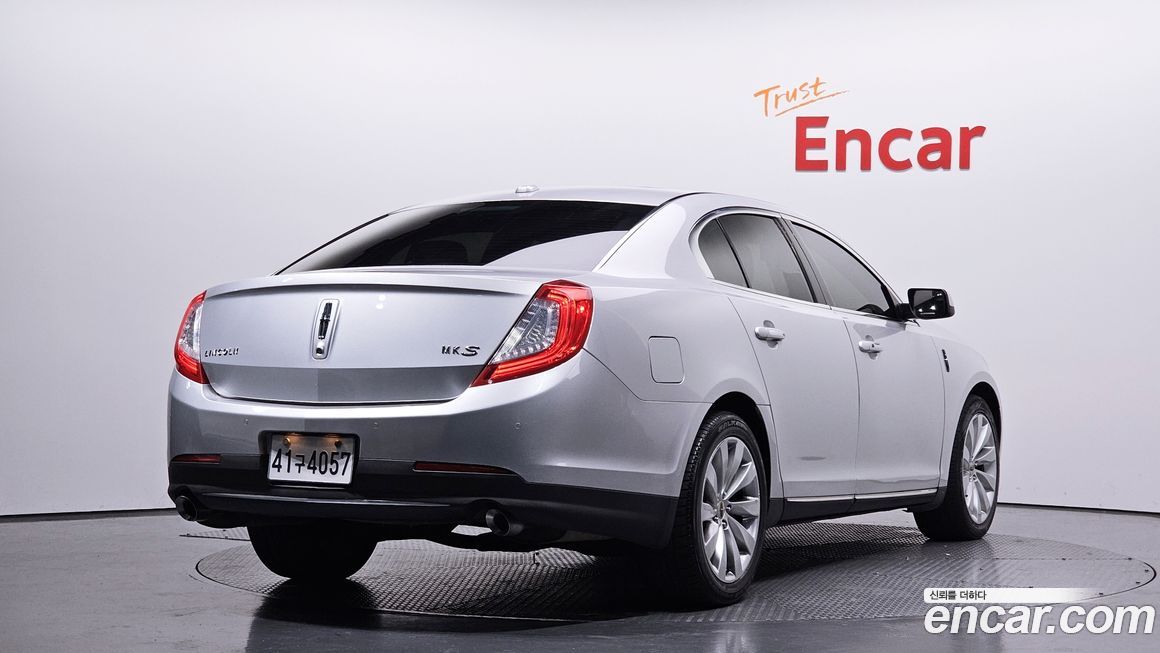 Lincoln MKS 2014