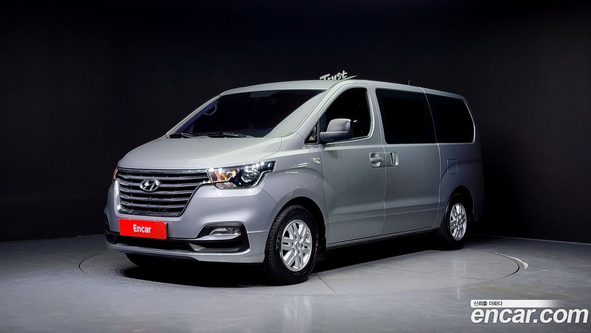 Hyundai Starex 2019