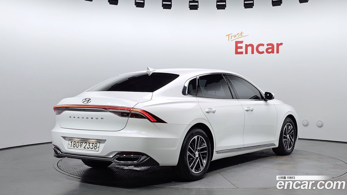 Hyundai Grandeur 2021