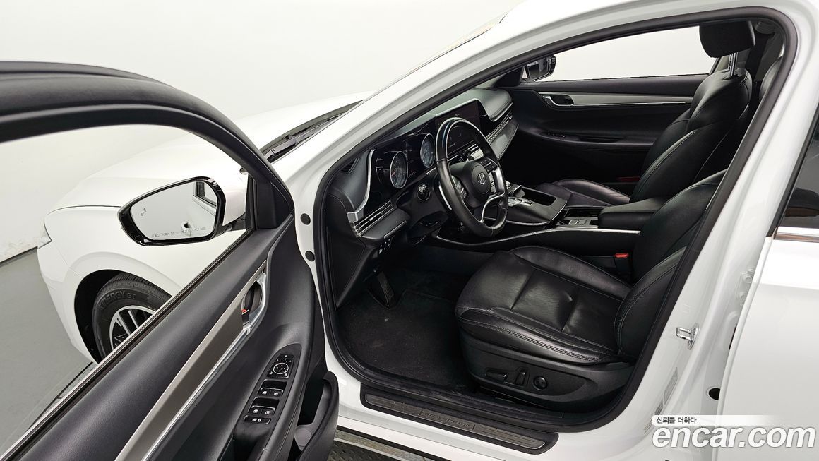 Hyundai Grandeur 2021