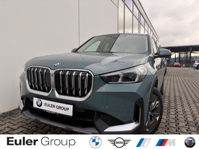 BMW iX1 2023