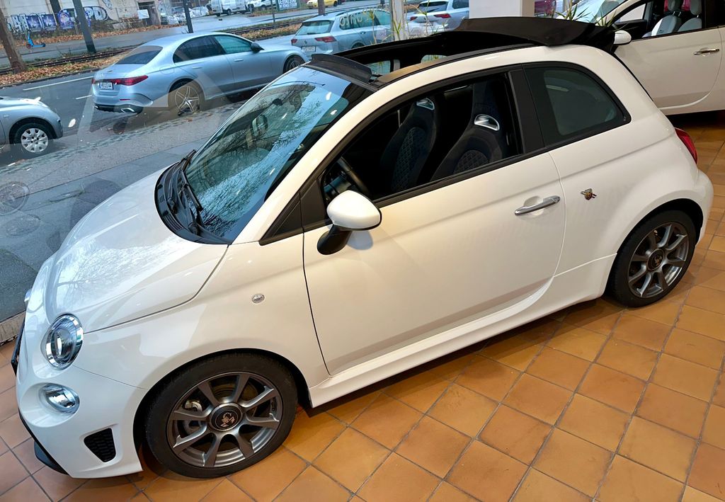 Abarth 500C 2023