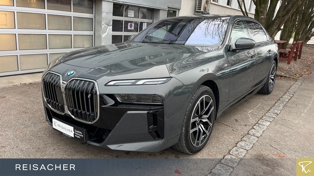 BMW i7 2024