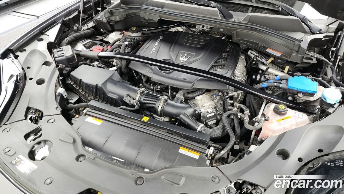 Maserati Grecale 2023