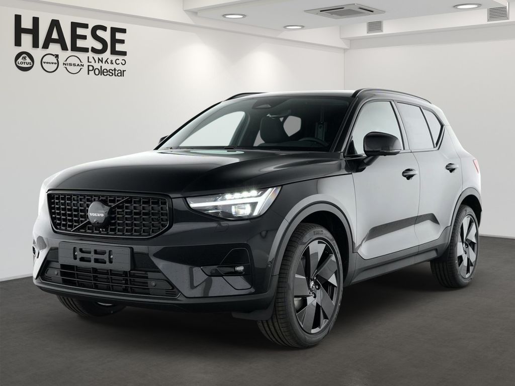 Volvo XC40 2025