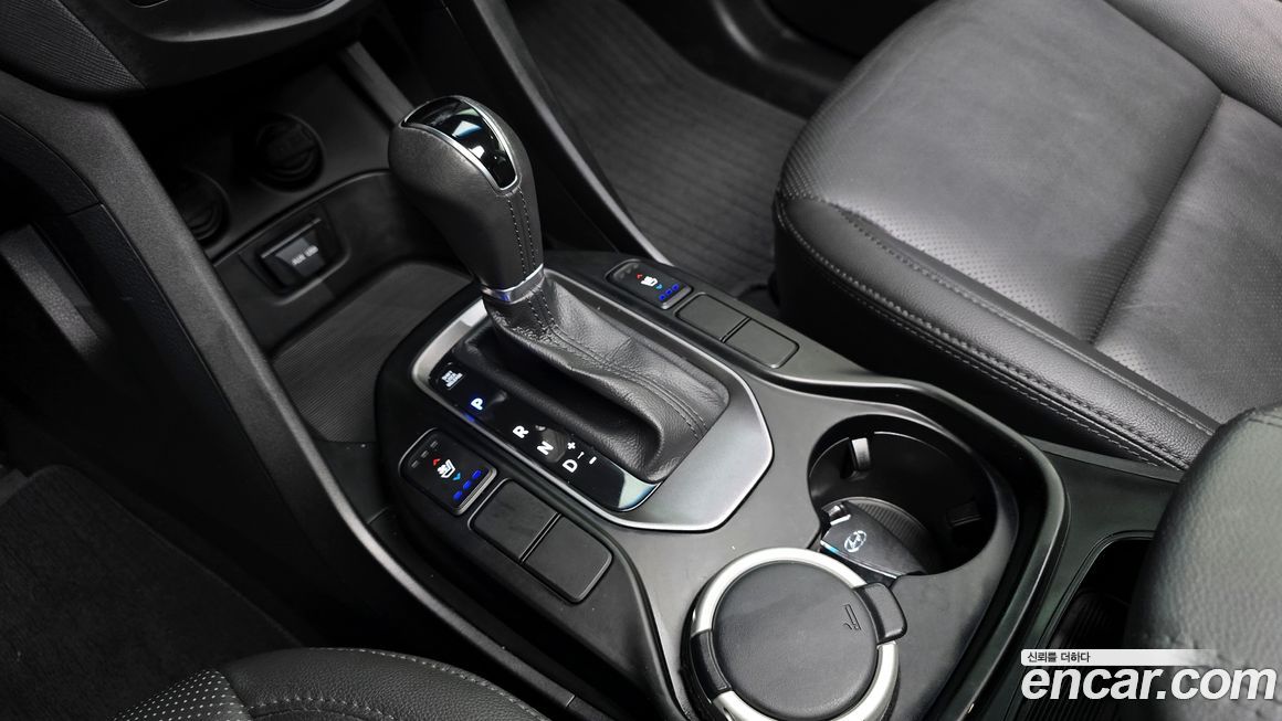 Hyundai Santafe 2015