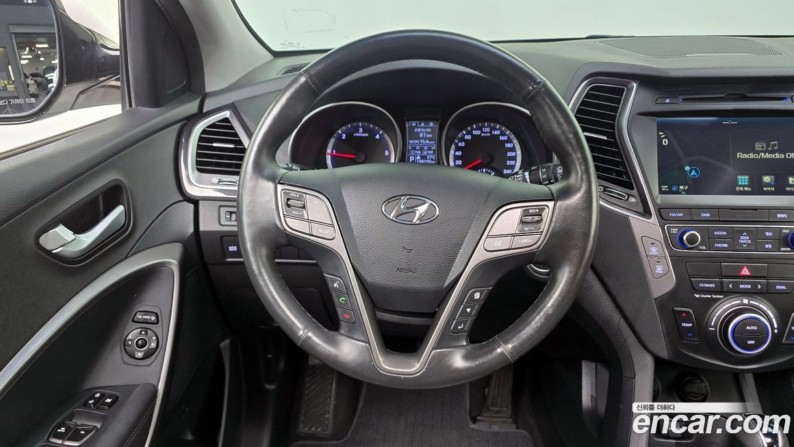Hyundai Santafe 2015