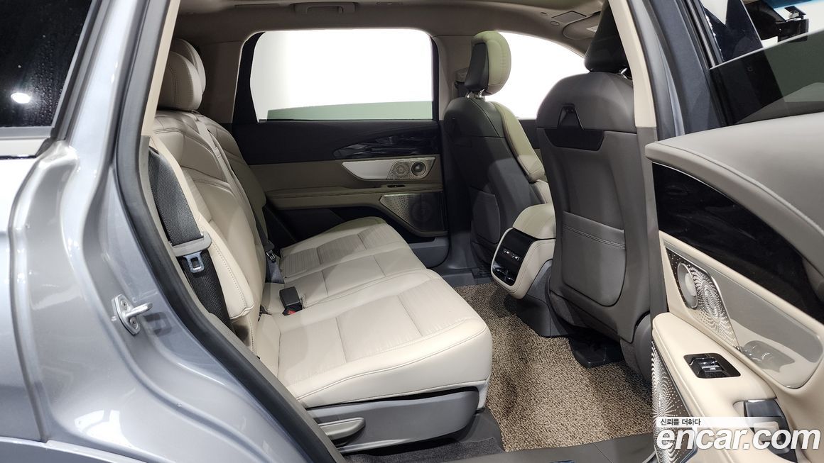 Lincoln Nautilus 2024