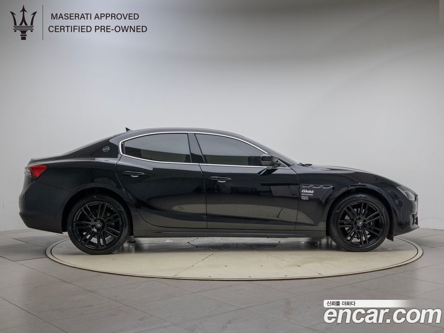 Maserati Ghibli 2022