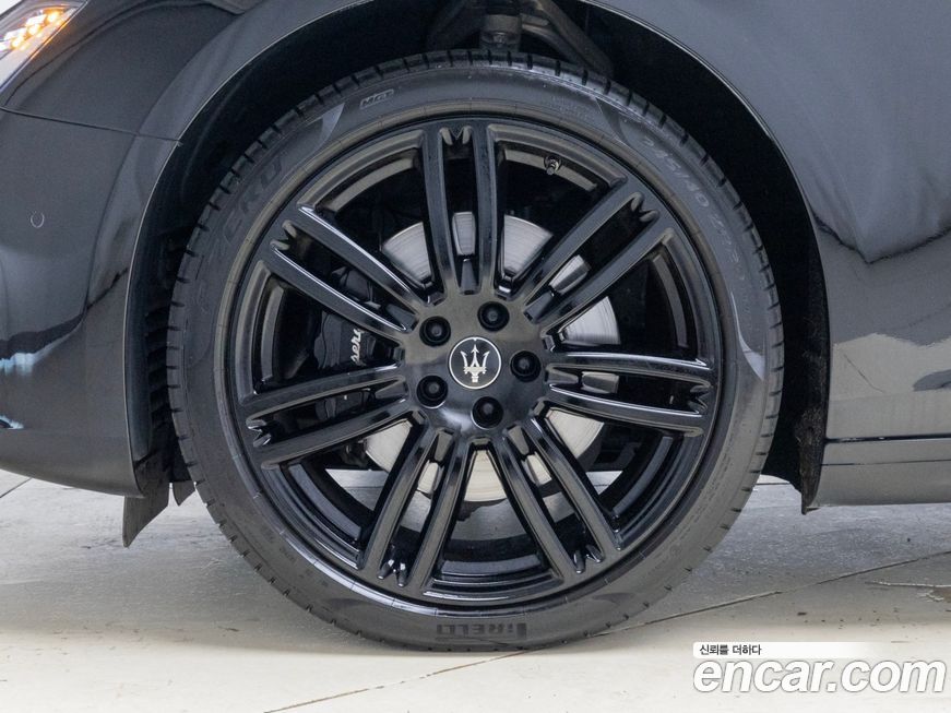 Maserati Ghibli 2022