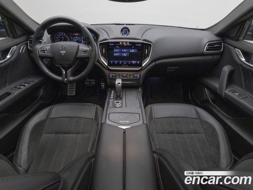 Maserati Ghibli 2022