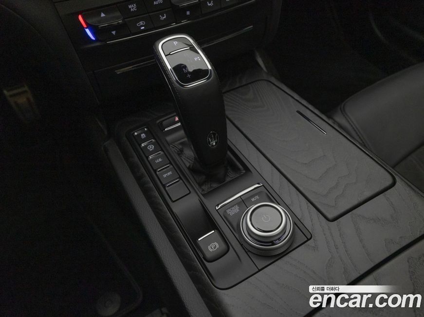 Maserati Ghibli 2022