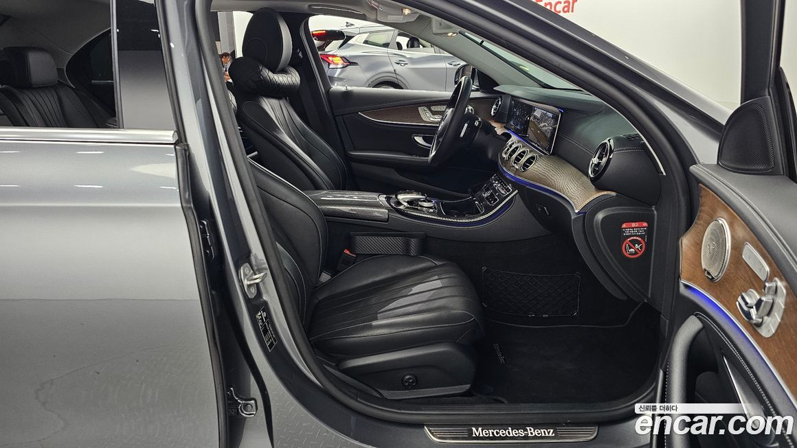 Mercedes-Benz E-Class 2017