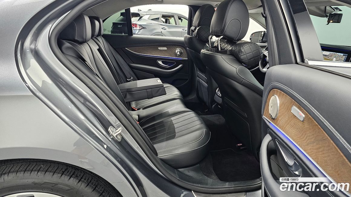 Mercedes-Benz E-Class 2017